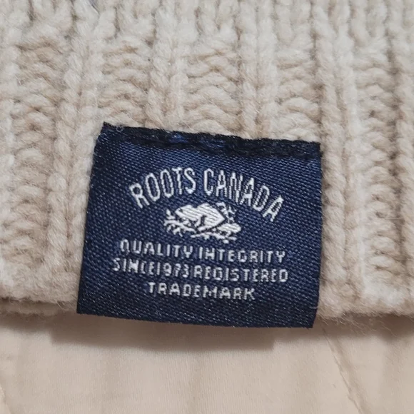 💜2 for $10💜Bundle and save. One of a kind sweater with hand woven details. - Picture 5 of 10